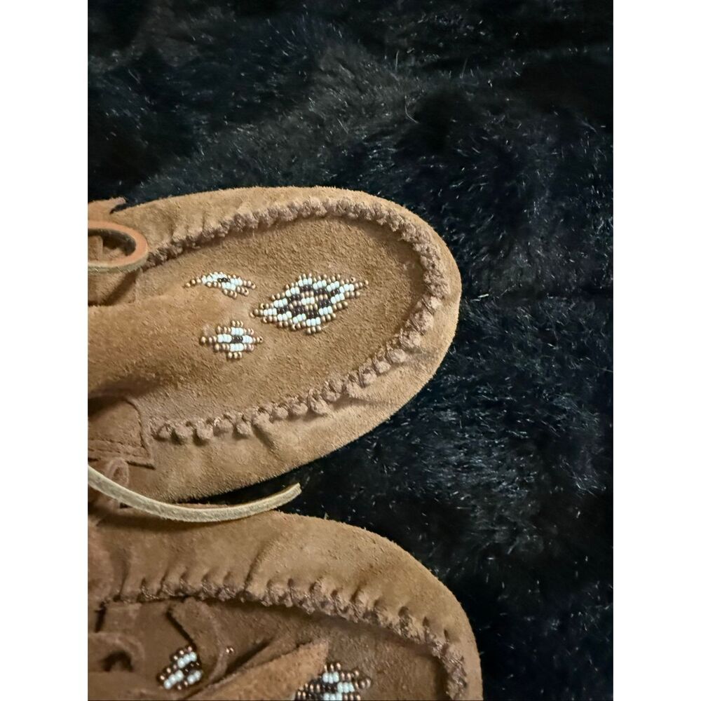 Manitoba Mukluks Harvester Moccasin Suede beaded Size 9 excellent preowned - Picture 3 of 5